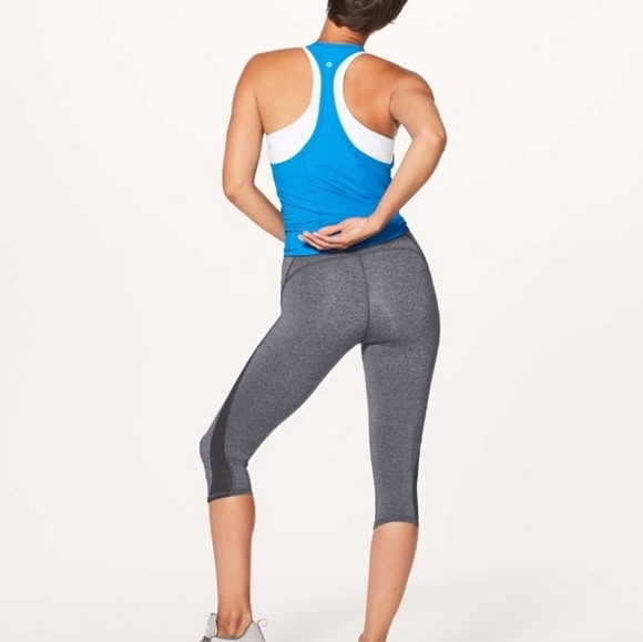 Lululemon Train Times Crop - Picture 2 of 5